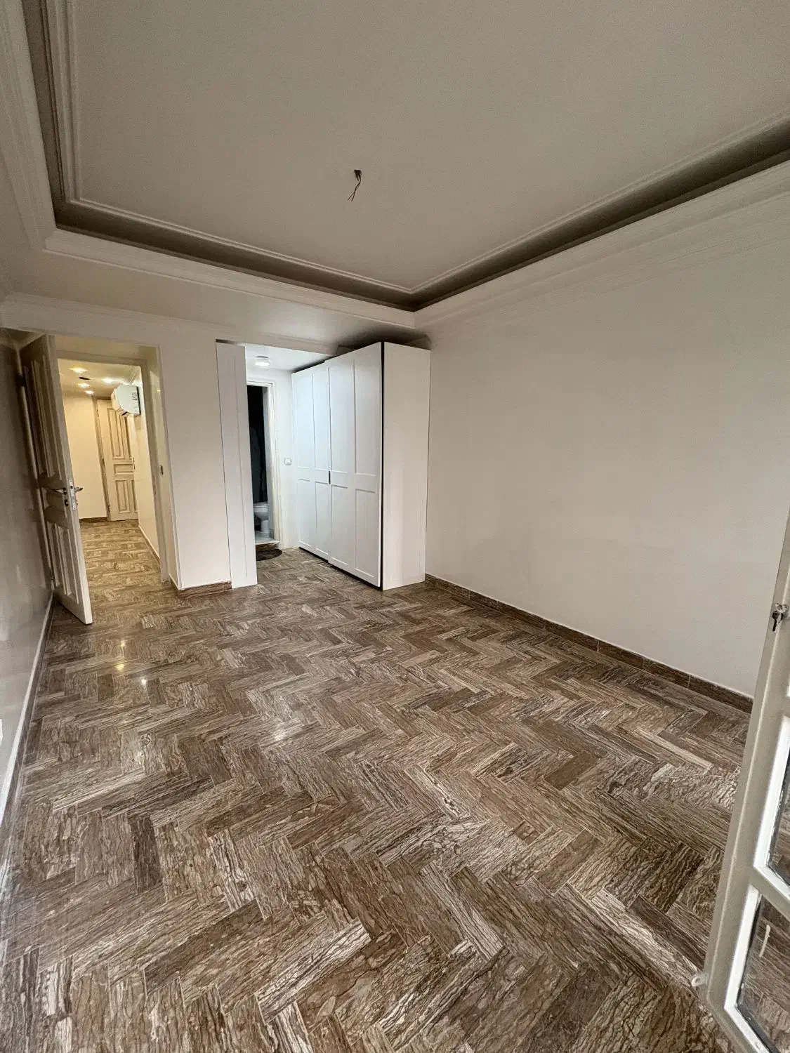 ۱۴۰متری در زعفرانیه سعداباد/تکواحدی/تراس ویو مشجر