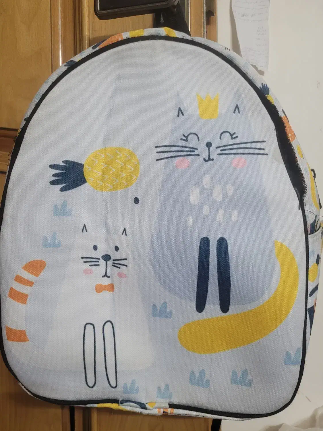 کیف|کیف، کفش، کمربند|اصفهان, رکن الدوله غربی|دیوار