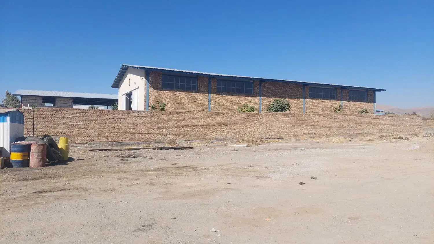 فروش سوله ۱۰۰۰ متری در شهرک صنعتی یک بروجرد|فروش دفتر صنعتی، کشاورزی، تجاری|شیروان (لرستان), |دیوار