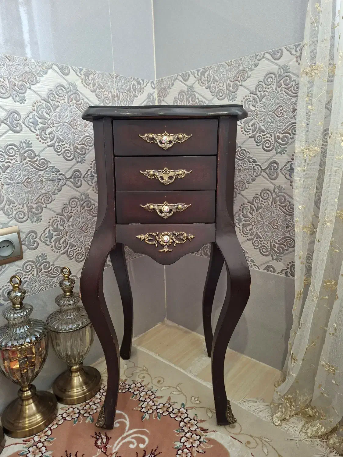 میزتلفن|میز تلفن|زنجان, |دیوار