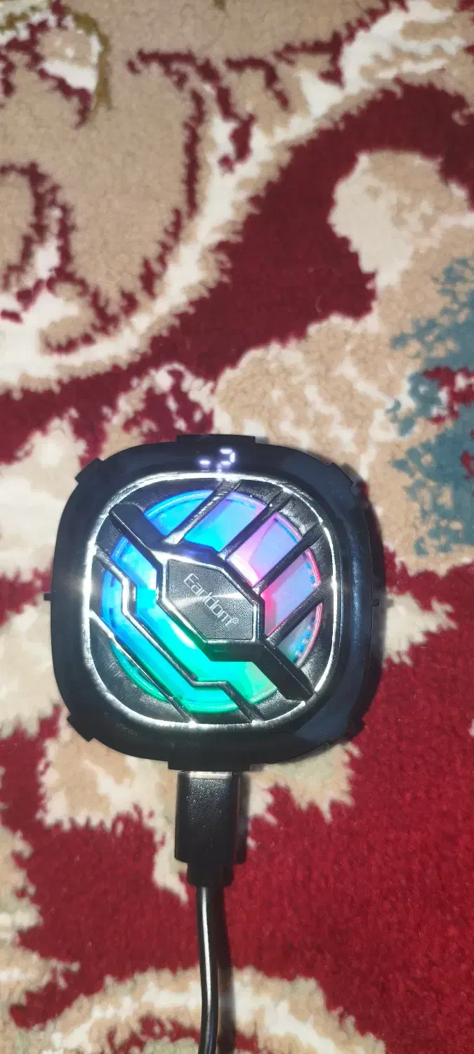 فن موبایل|لوازم جانبی موبایل و تبلت|نی‌ریز, |دیوار