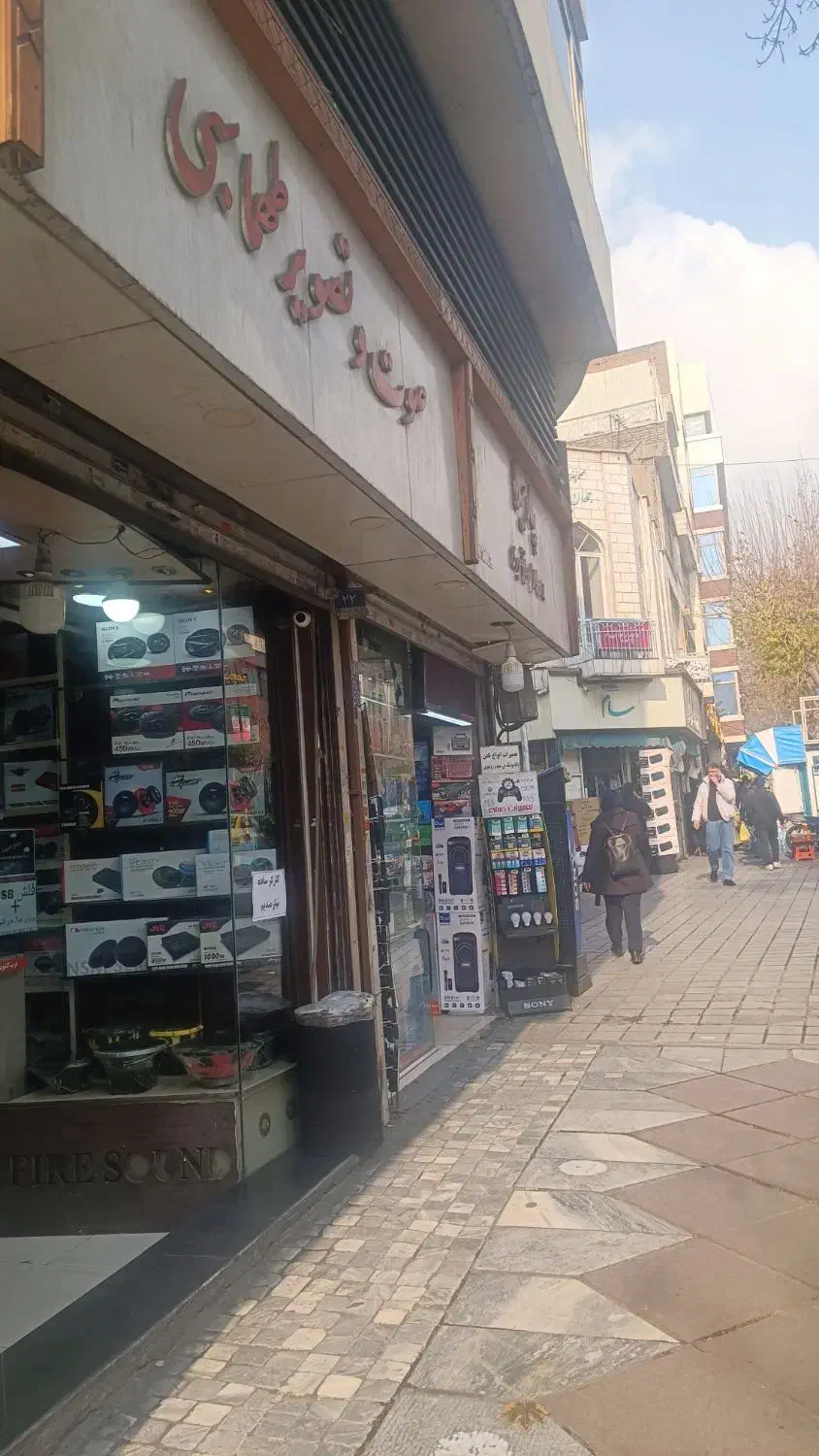 اجاره مغازه بر خ فردوسی|اجارهٔ مغازه و غرفه|تهران, امام خمینی|دیوار