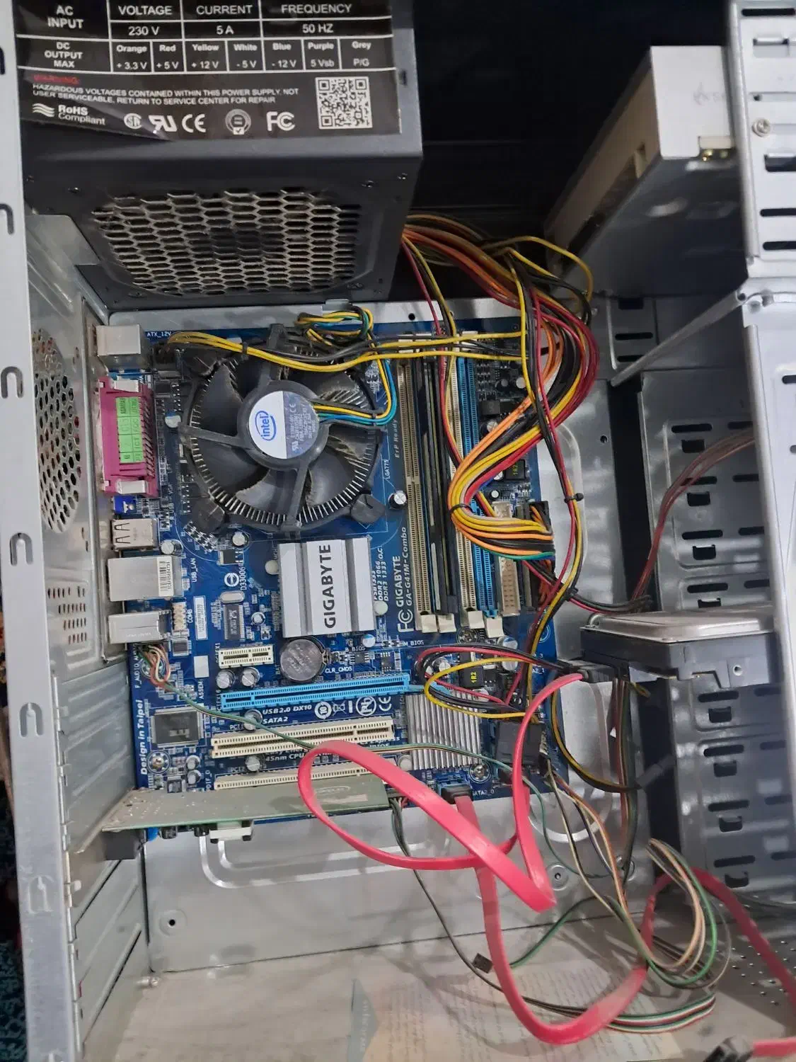 کامپیوتر کامل با تمام وسایل|رایانه رومیزی|شوشتر, |دیوار