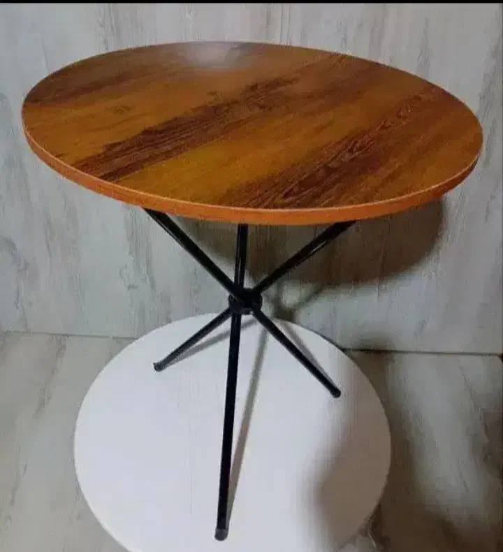 میز خاطره|میز تلفن|اسلام‌شهر, شهرک قائمیه|دیوار