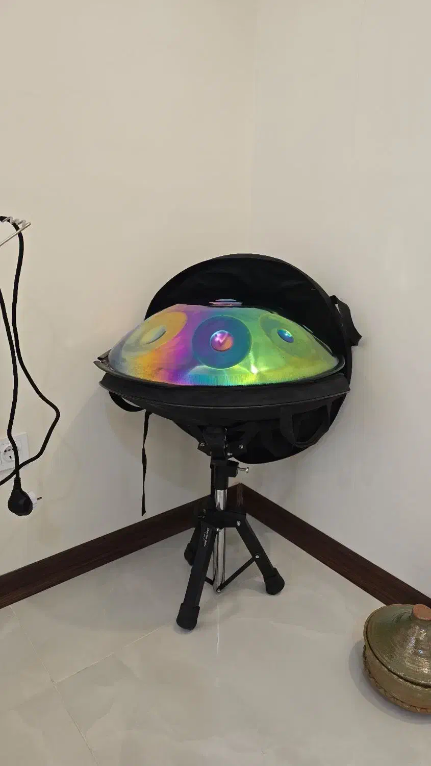 هَنگ‌درام رنگین‌کمانی آرشا|درام و پرکاشن|فردیس, فردیس|دیوار