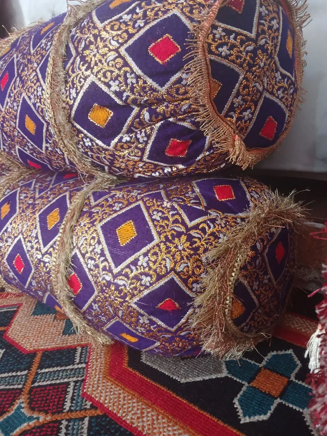 دو عدد بالشت کوچک نو و تمیز تازه دوخت شده سنتی|پشتی|بهبهان, |دیوار