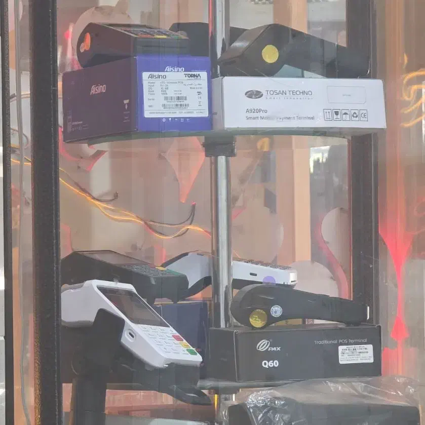 فروش و تعمیرات تخصصی کارتخوان شهرضا|فروشگاه و مغازه|شهرضا, |دیوار