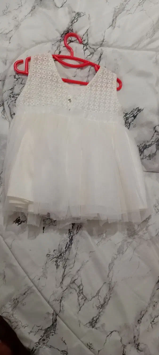 لباس عروسکی|کفش و لباس بچه|گیلوان, |دیوار