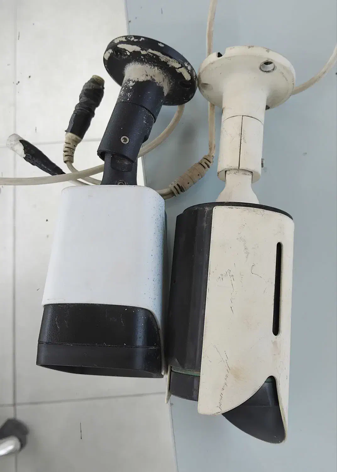 فروش دو عدد دوربین مداربسته|دوربین مداربسته|کلارآباد, |دیوار