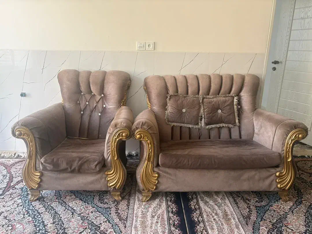 مبل هفت نفره دست دوم|مبلمان خانگی و میز عسلی|یزد, |دیوار