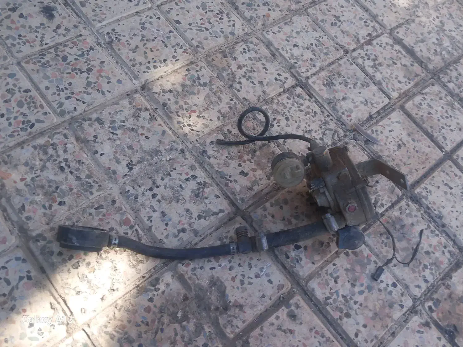 کالسکه عصایی تاشو ریگلاتور شیر مخزن سی انجی فرمان|کالسکه و لوازم جانبی|مشهد, شهرک امام سجاد|دیوار