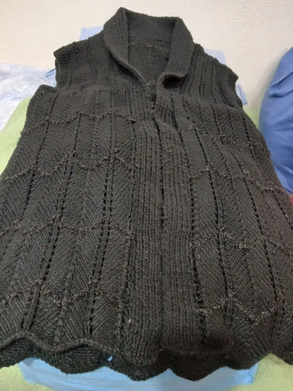 ژیله مشکی کاموایی|لباس|شاهین‌شهر, عطار|دیوار