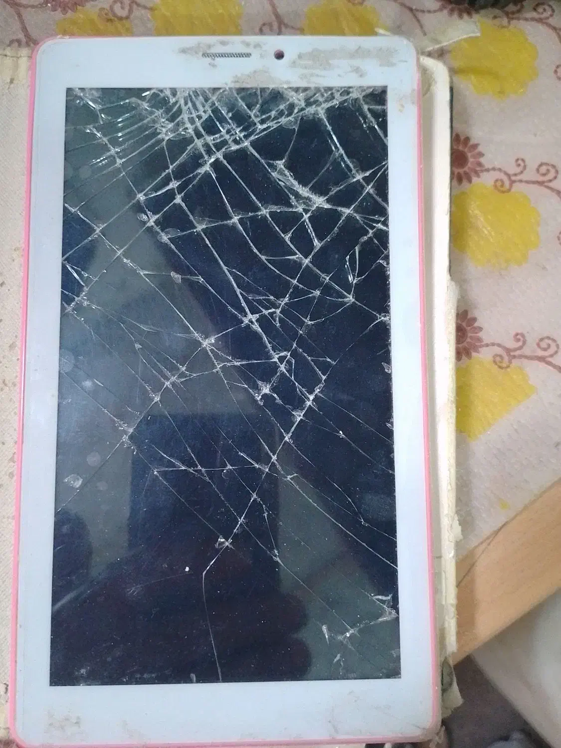 دو عدد تبلت شکسته و هنگ|تبلت|سمنان, |دیوار