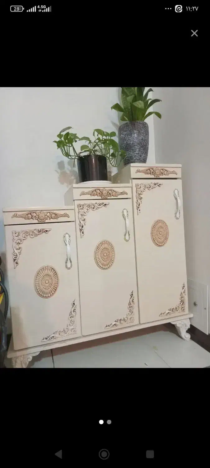 جاکفشی|جاکفشی، کمد، دراور|بندر انزلی, پاسداران|دیوار