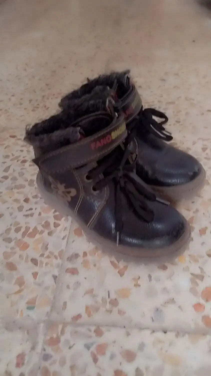 کفشهای درحد نو و تمیز بدون کوچیکترین ایراد|کیف، کفش، کمربند|اهر, |دیوار