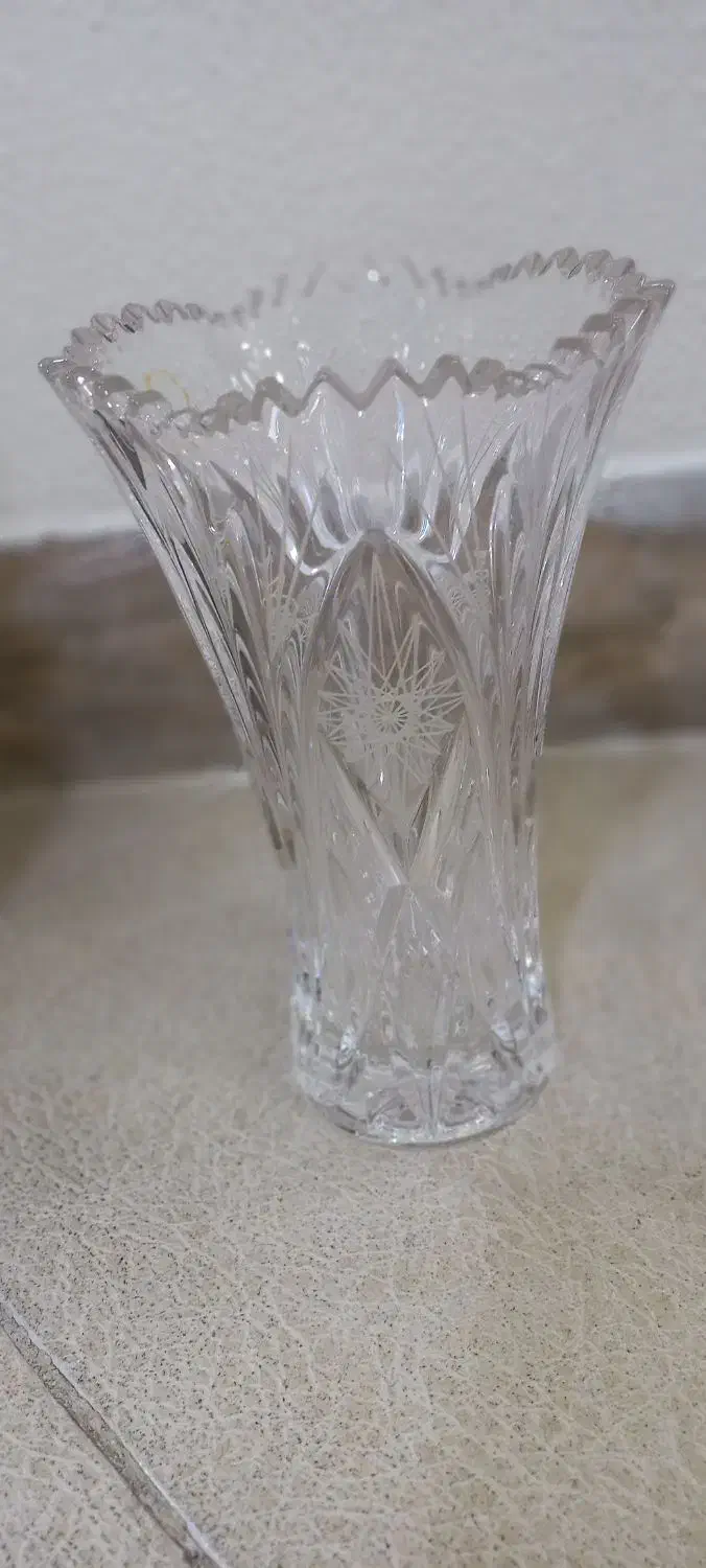 سرویس بلور خارجی خورشیدی|ظروف سرو و پذیرایی|شاهین‌شهر, حاجی آباد|دیوار