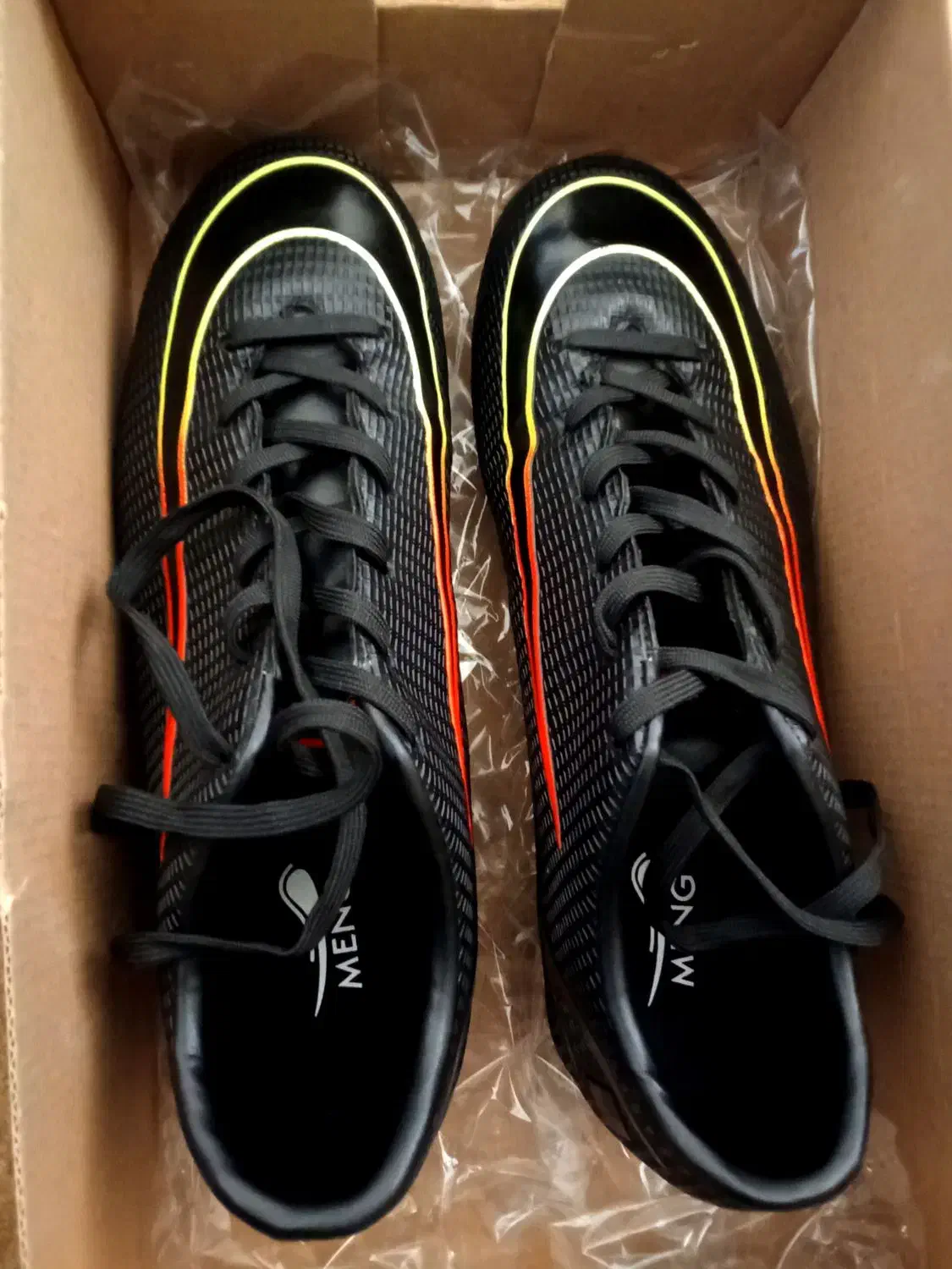 استوک فوتبال|کیف، کفش، کمربند|یاسوج, |دیوار