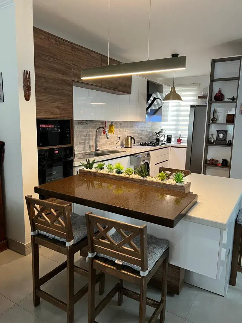 فرشته فرعی دنج ۱۷۵ متر/فول مشاعات/۲ پارکینگ