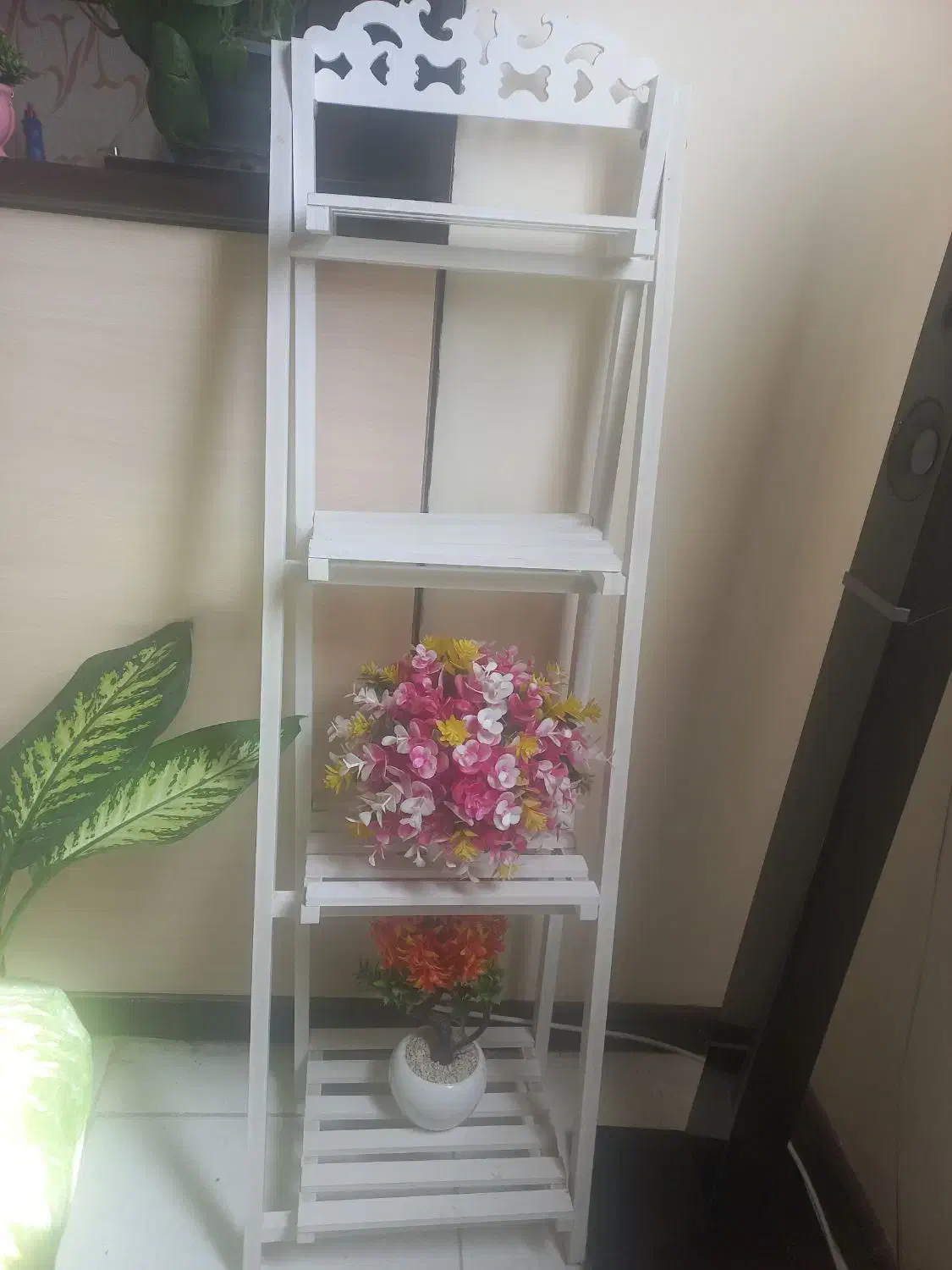 استند گل به همراه دو گلدان گل  مصنوعی|گل مصنوعی|صفادشت, |دیوار