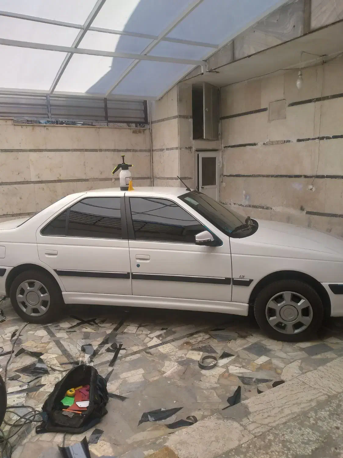 شیشه دودی کربن سقف یووی جلو تضمینی viiiipلوکانو|قطعات یدکی و لوازم جانبی|قم, حنیف نژاد|دیوار