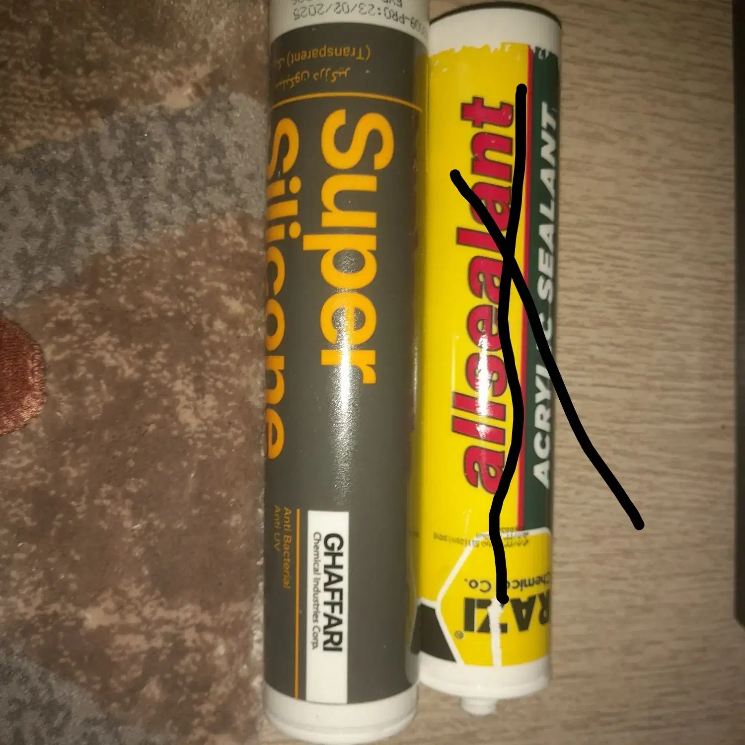 چسب درزگیری بیرنگ جنس خوب|مصالح و تجهیزات ساختمان|معصومیه, |دیوار