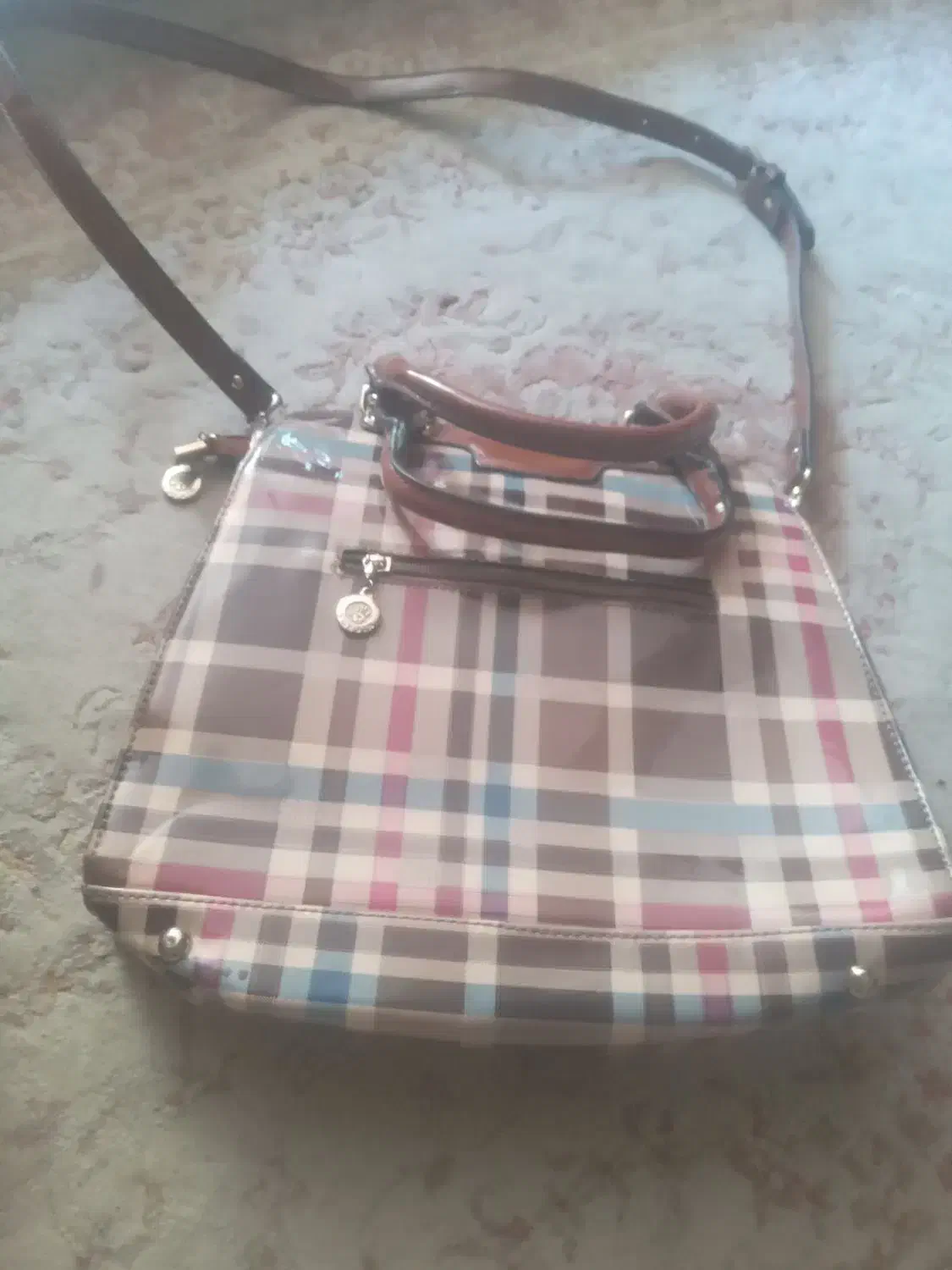 کیف|کیف، کفش، کمربند|قرچک, شهرک طلائیه|دیوار