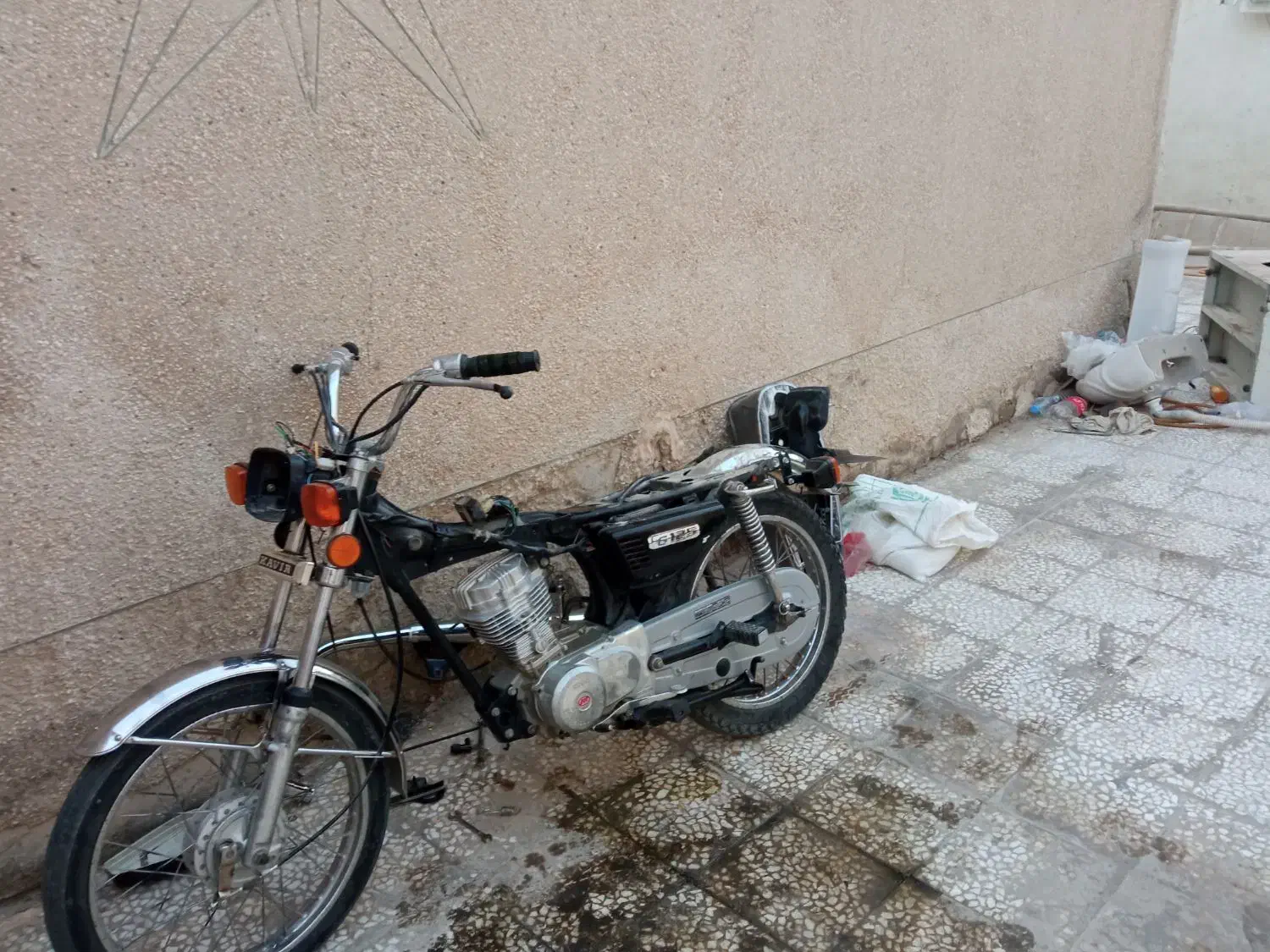 موتور سیکلت گمشده|اشیا|زابل, |دیوار