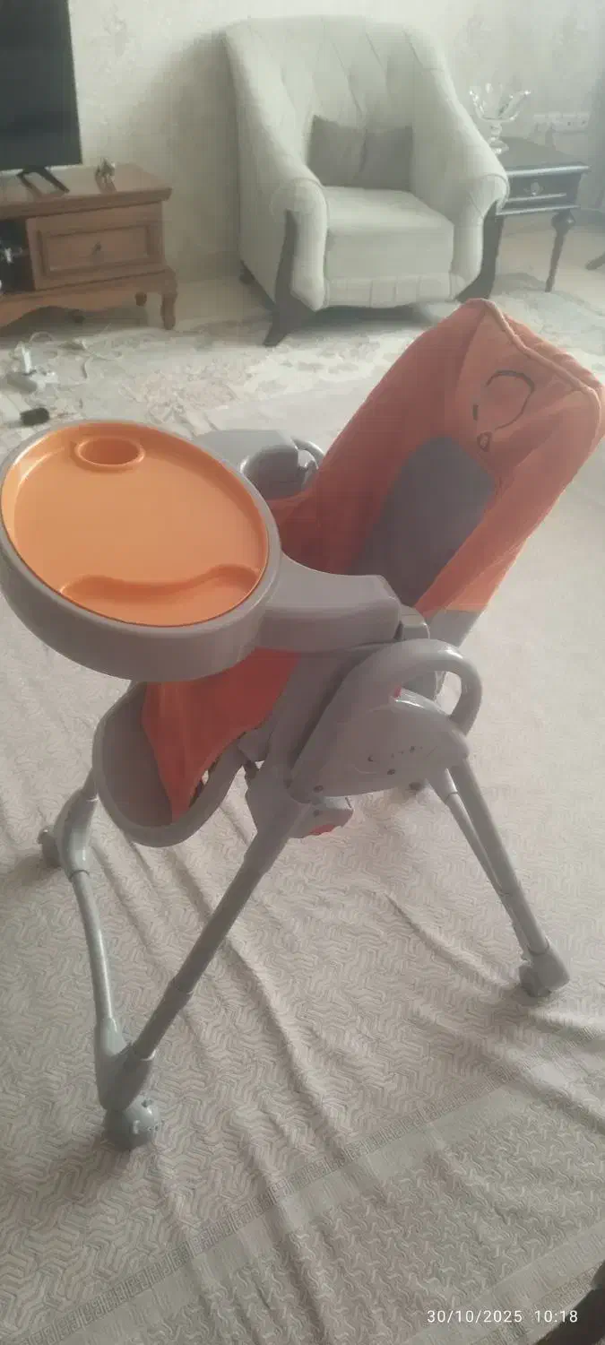 صندلی غذا|تخت و صندلی بچه|مهاباد (آذربایجان غربی), |دیوار