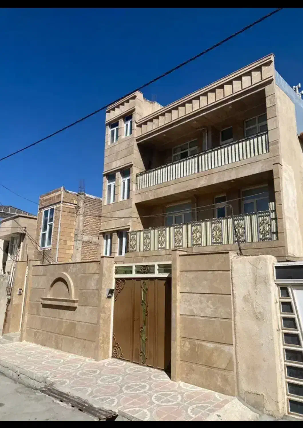 فروش آپارتمان سه طبقه. ایوان|فروش آپارتمان|ایوان, |دیوار