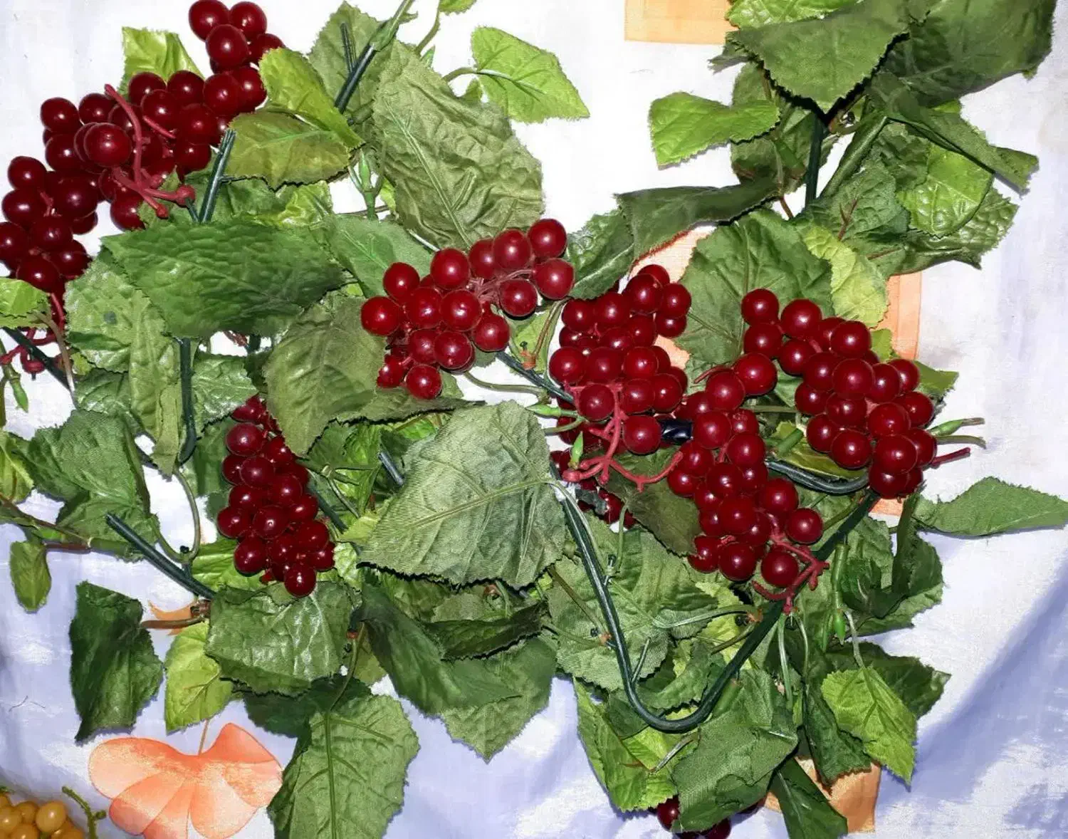 گل و میوه مصنوعی متنوع|گل مصنوعی|دماوند, گیلاوند|دیوار