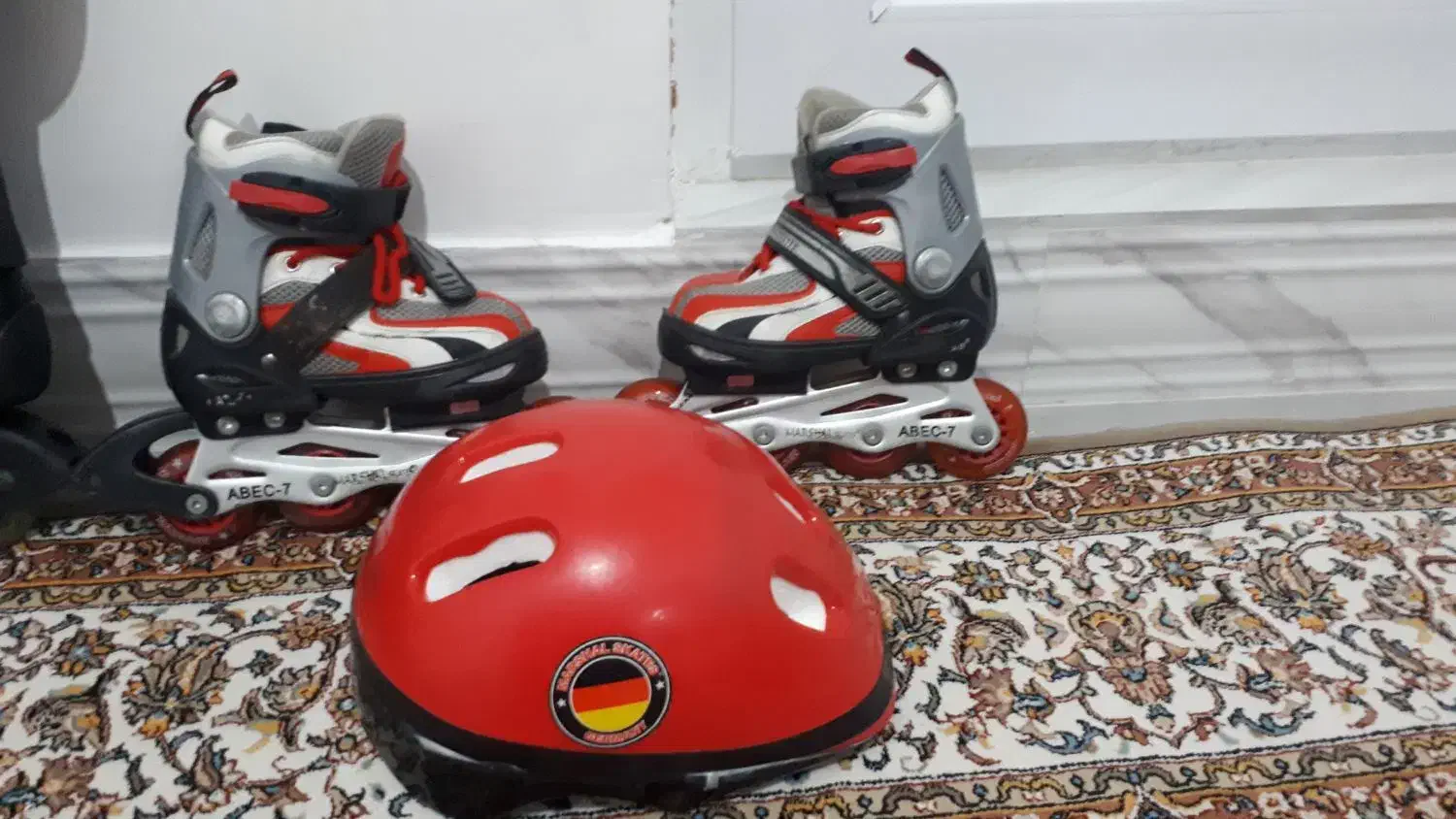 دو عدد اسکیت با وساییل روانسر|دوچرخه، اسکیت، اسکوتر|روانسر, |دیوار