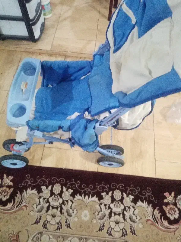 کالسکه نوزاد کارکذده 500تومن|کالسکه و لوازم جانبی|یزد, |دیوار