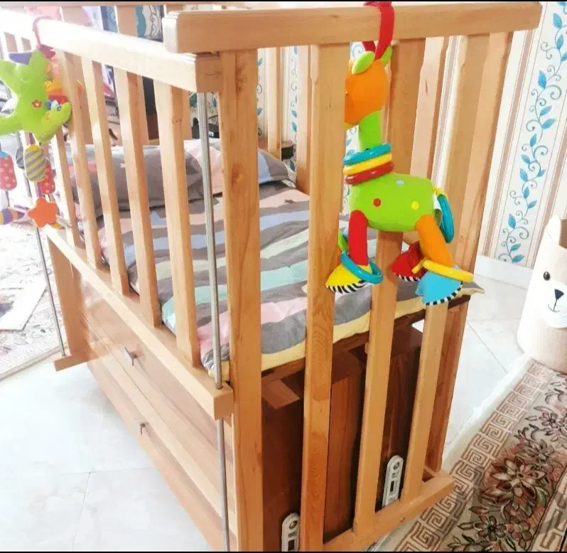 تخت و گهواره و دراور ننو کودک نوزاد تخت کنار مادر|تخت و صندلی بچه|تهران, تولید دارو|دیوار