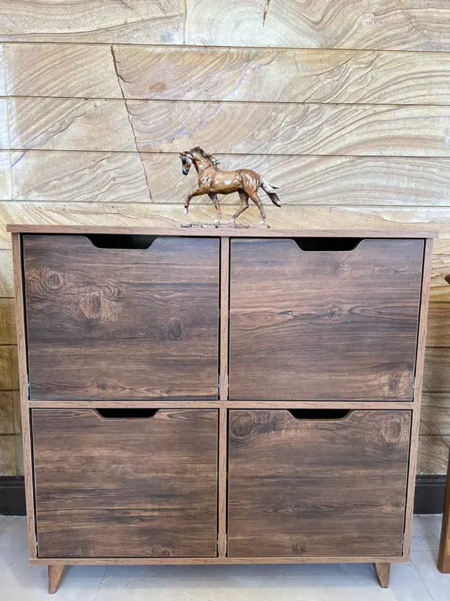 جاکفشی-سرای آرا|جاکفشی، کمد، دراور|یزد, |دیوار