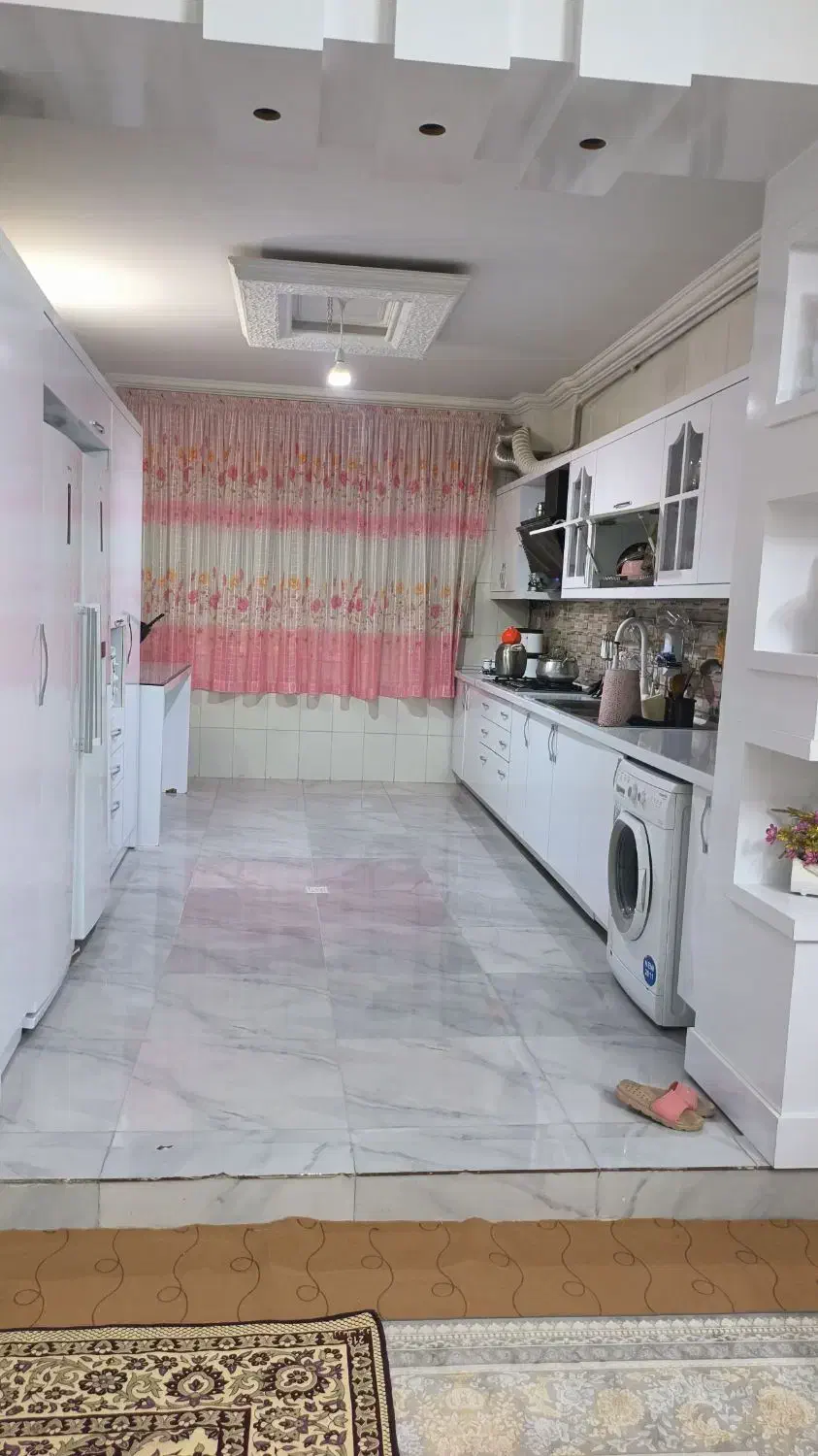 آپارتمان طبقه اول دوخواب|اجارهٔ آپارتمان|مشهد, چاهشک|دیوار