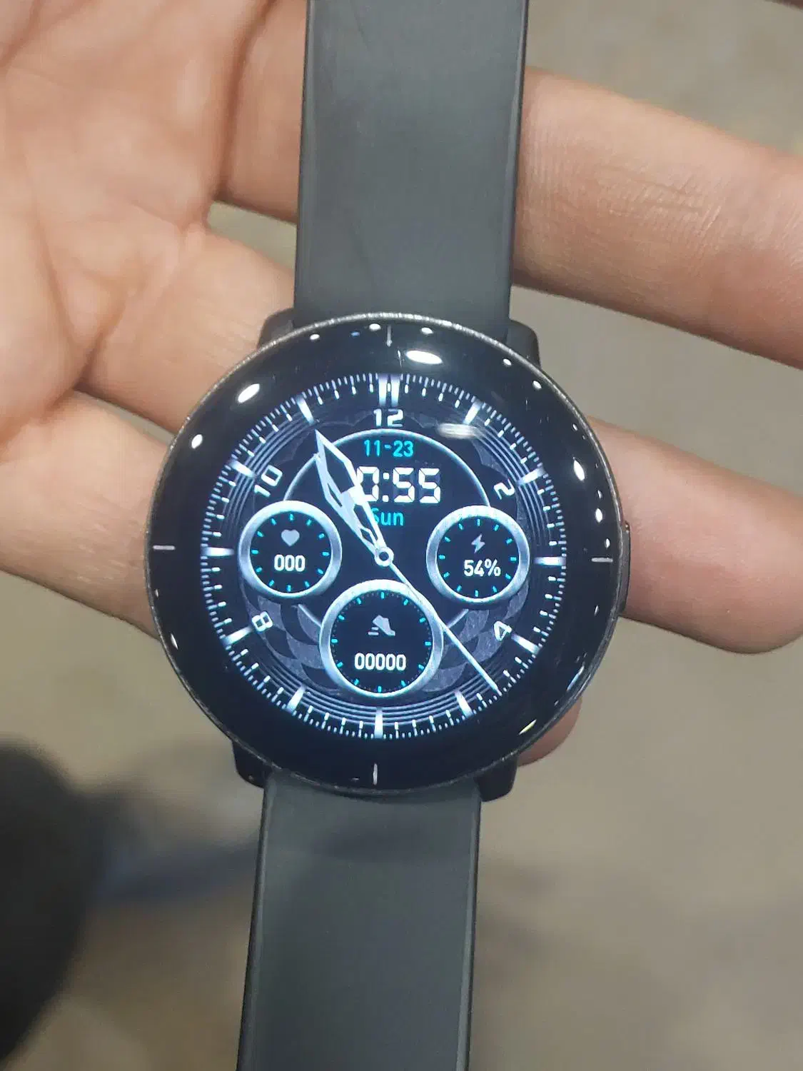 ساعت میبرو۱|ساعت|فلاورجان, |دیوار