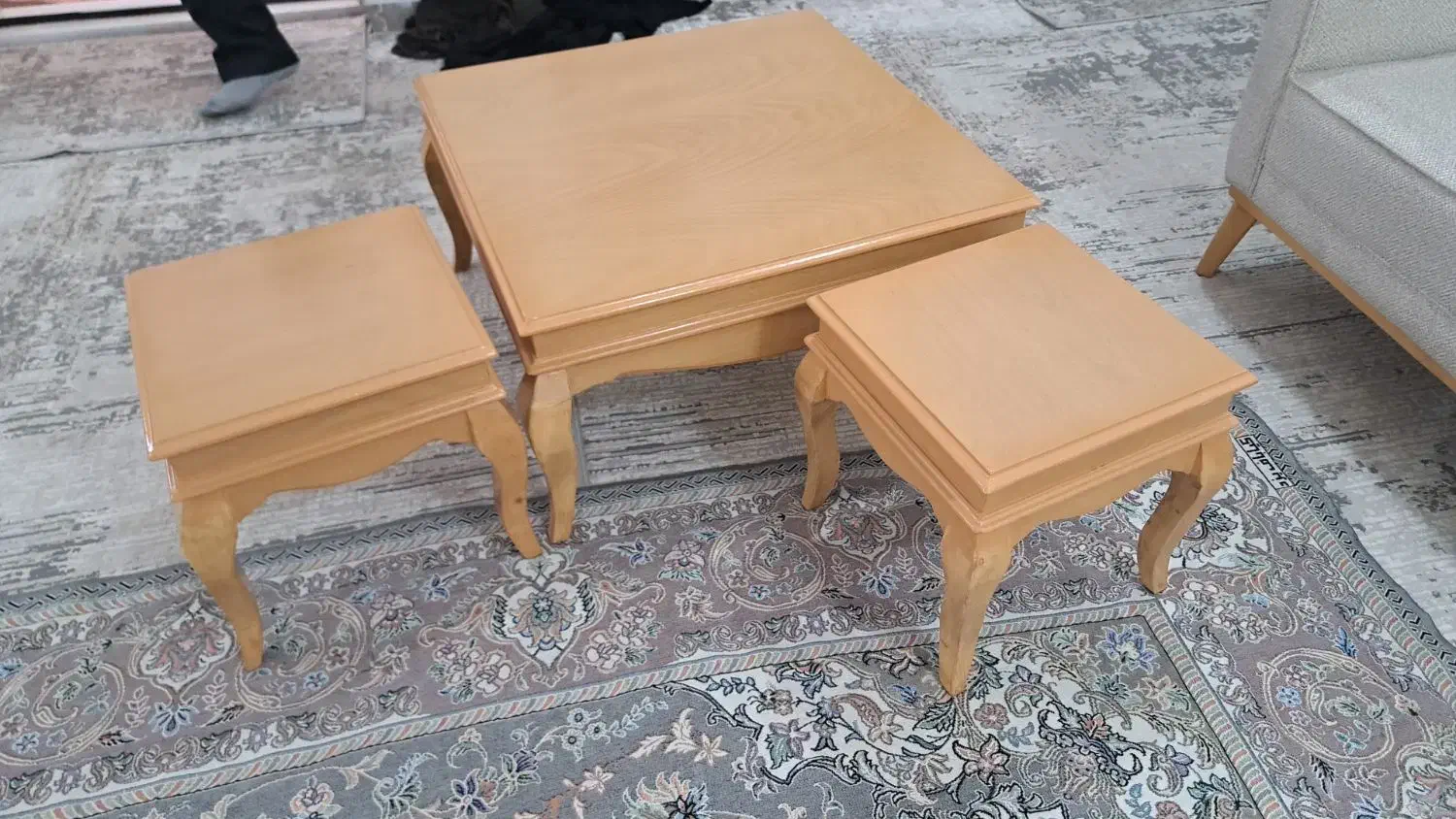 عسلی تمیز در حد نو کشو دار|مبلمان خانگی و میز عسلی|دهلران, |دیوار