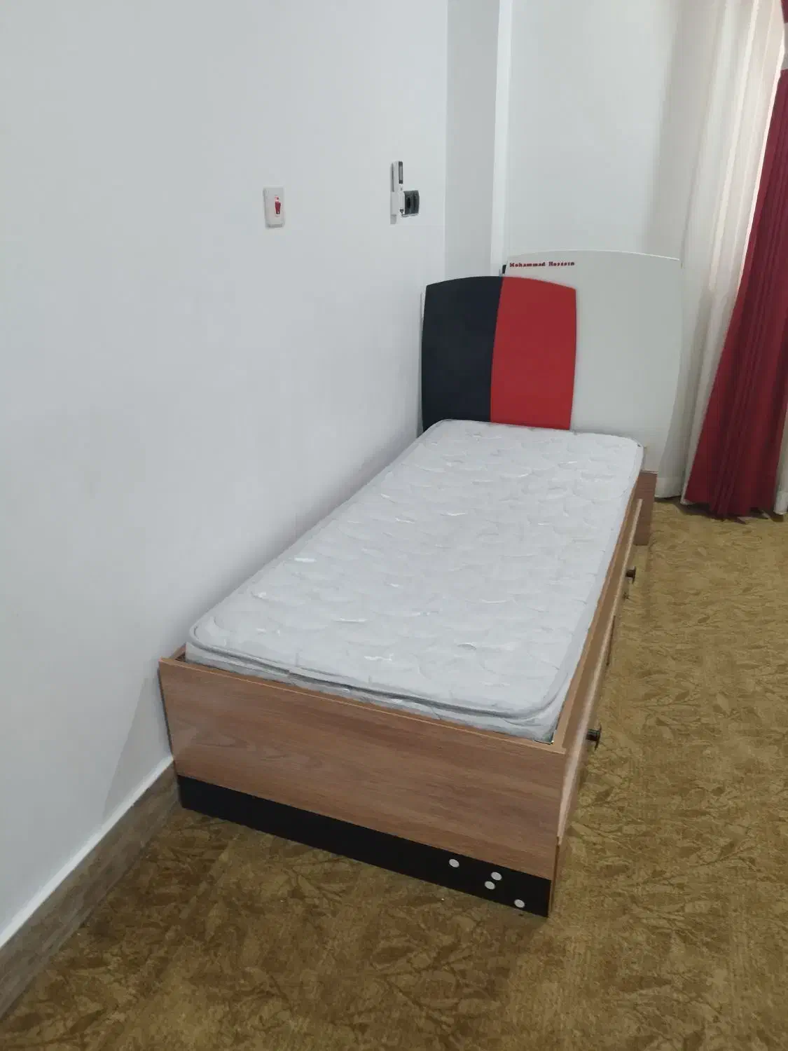 3 تخت خواب|تخت و سرویس خواب|لامرد, |دیوار