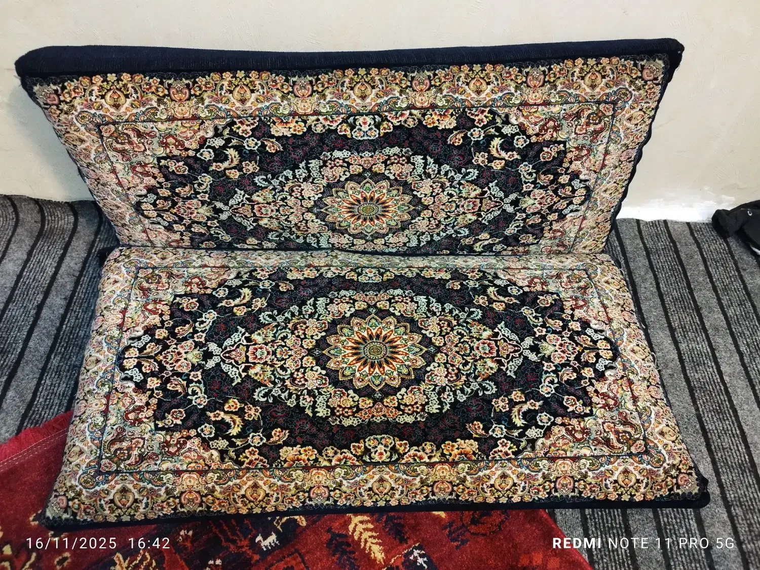 پشتی تمیز و سالم|پشتی|مشهد, رستگار|دیوار