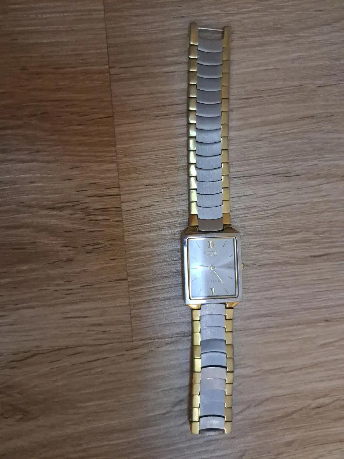 فروش ساعت نو ارجینال مردانه|ساعت|میانه, |دیوار