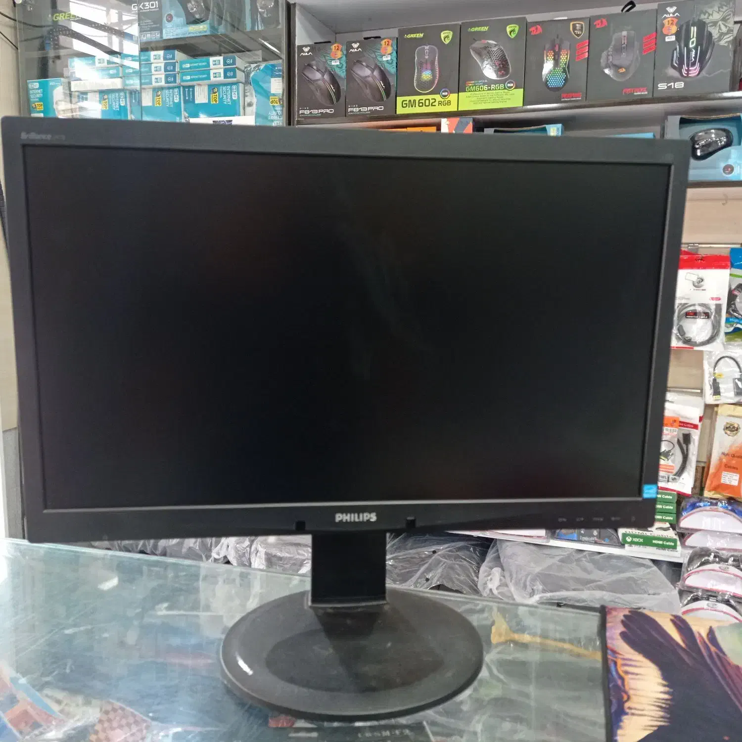 مانیتور ۲۲ اینچ LED برند فلیپس|قطعات و لوازم جانبی رایانه|بندر ماهشهر, |دیوار