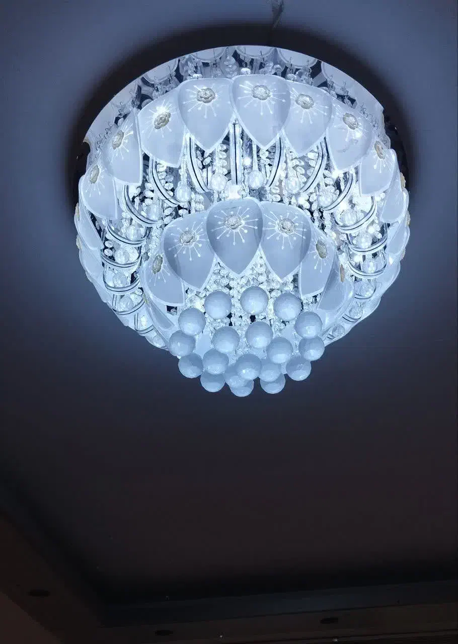 لوستر کریستالی|لوستر و چراغ آویز|تهران, نیروی هوایی (پیروزی)|دیوار