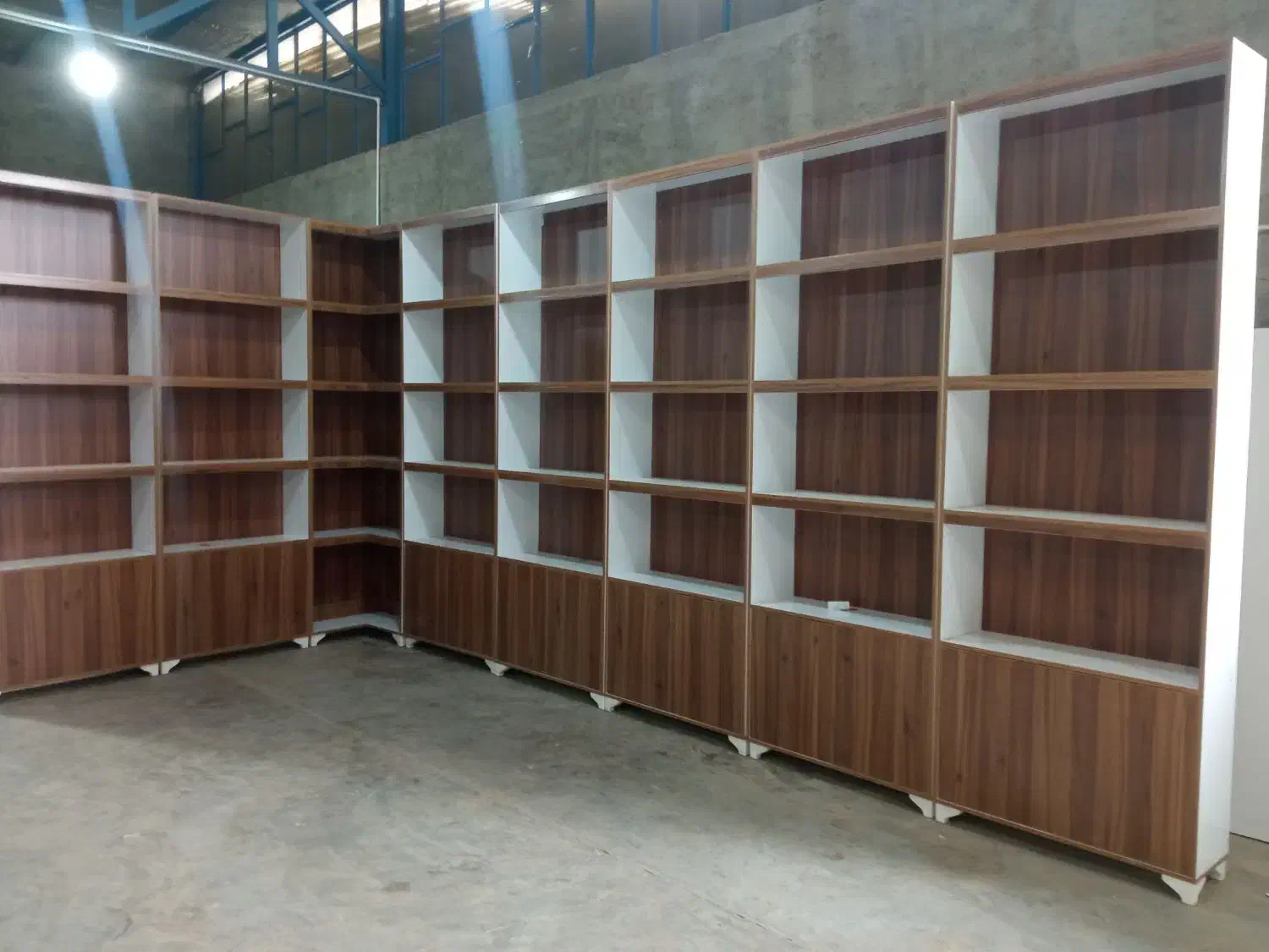 تولید کننده ویترین فروشگاهی میز پیشخوان قفسه|فروشگاه و مغازه|بهارستان, |دیوار