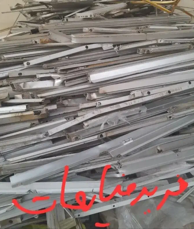 کابینت پنجره ضایعات لوله شوفاژ تیراهن نودانی اهن|عمده‌فروشی|ارومیه, |دیوار