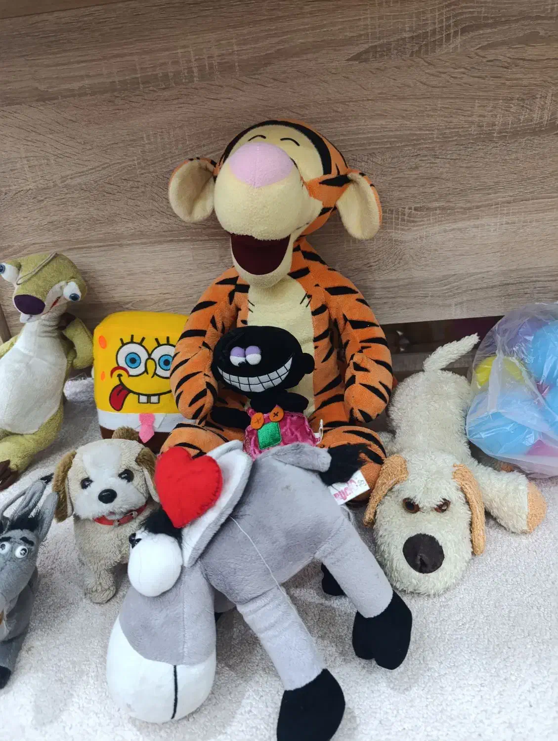 تعدادی عروسک در حد نو و کادویی|اسباب‌‌بازی|ایلام, |دیوار