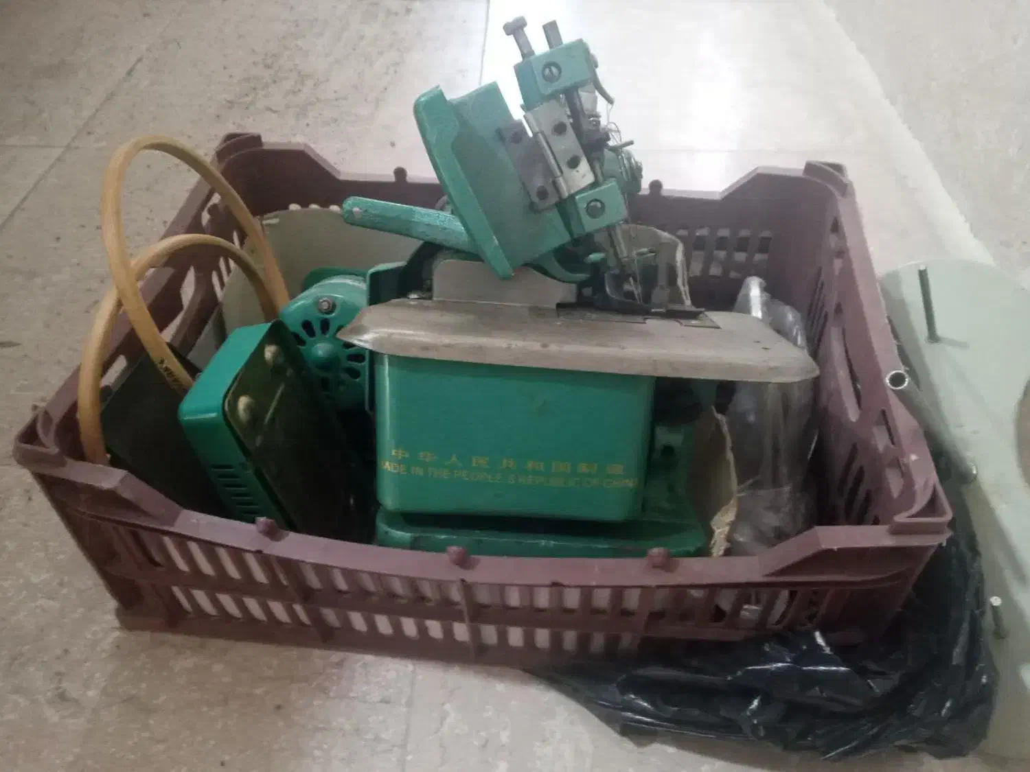 چرخ سردوز خیاطی درحدنو|چرخ خیاطی و ریسندگی|اردبیل, |دیوار