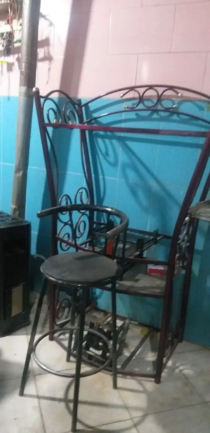 مقداری وسایل خونه|قوری، کتری، قهوهساز دستی|بروجرد, |دیوار