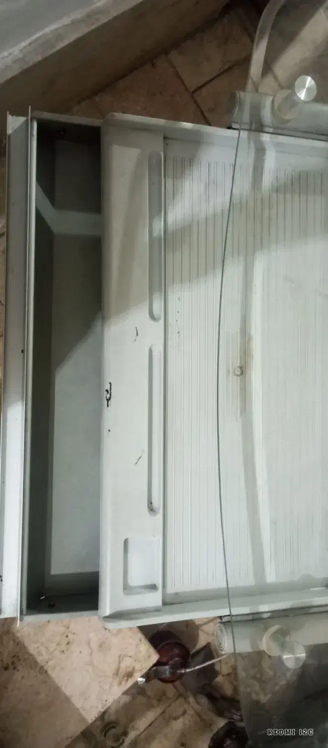 میز تحریر فلزی سالم|میز تحریر و کامپیوتر|مشهد, نوید|دیوار