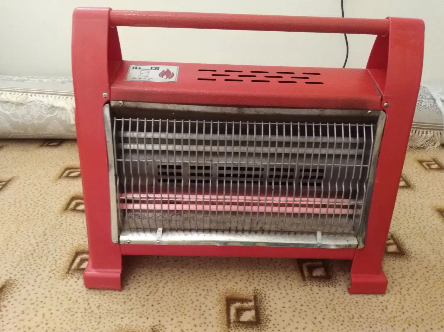 بخاری برقی فن دار مدل 2000 مارک آراسته|بخاری، هیتر، شومینه|شیراز, شیخ روزبهان|دیوار