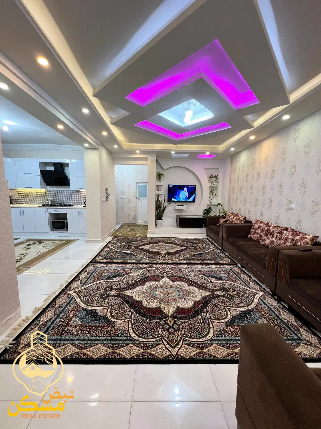 * بورس فروش آپارتمان در فومن * ۸۶متر ط اول تک واحد|فروش آپارتمان|فومن, |دیوار